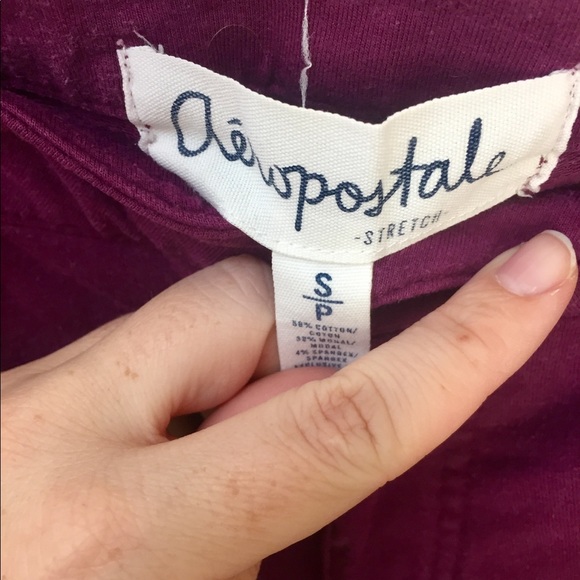 Maroon Aeropostale Jeggings! Size small - Picture 4 of 5
